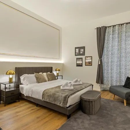 New! Da Tiffany 115Mq Apt Con Garage Box - 8Pp Apartman Trieszt