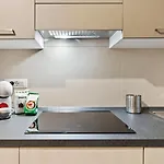 New! Da Tiffany 115mq Con Garage Box Gratuito Per 8 Persone 的里雅斯特